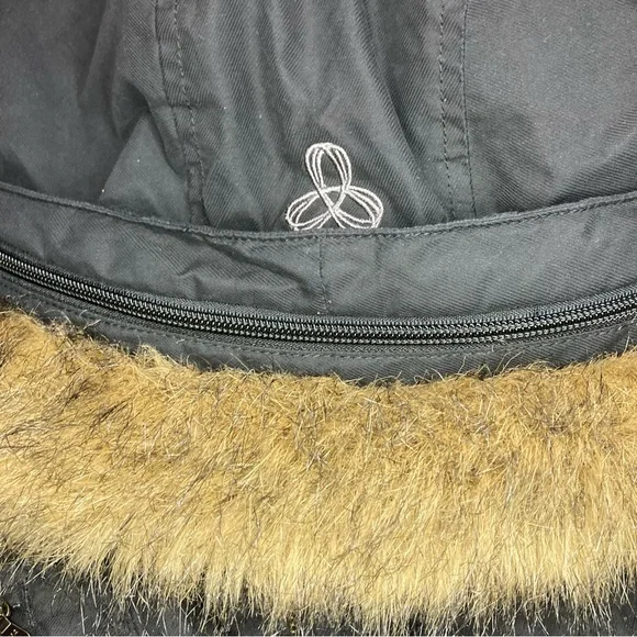 Aritzia Parka Jacket | SMALL - Picture 11 of 17